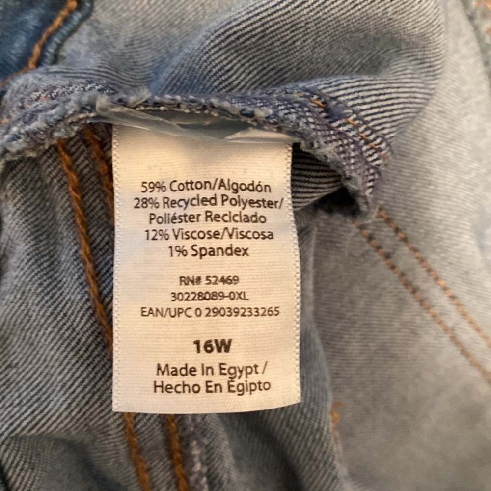 NWOT Sofia Marisol Bootcut Cargo Jeans…size 16W - Picture 4 of 5